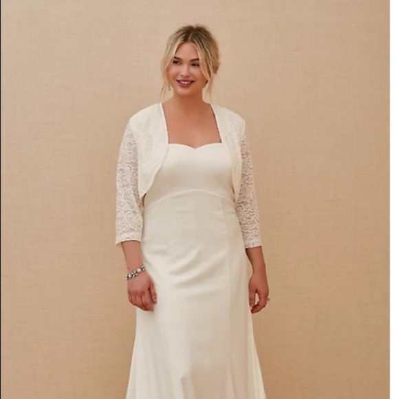 BRIDAL WHITE LACE OPEN FRONT SHRUG - Picture 3 of 6